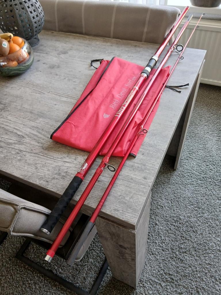 Te koop,  strandhengel Red Devil Surf 420cm van het merk X2., Watersport en Boten, Hengelsport | Zeevissen, Ophalen of Verzenden