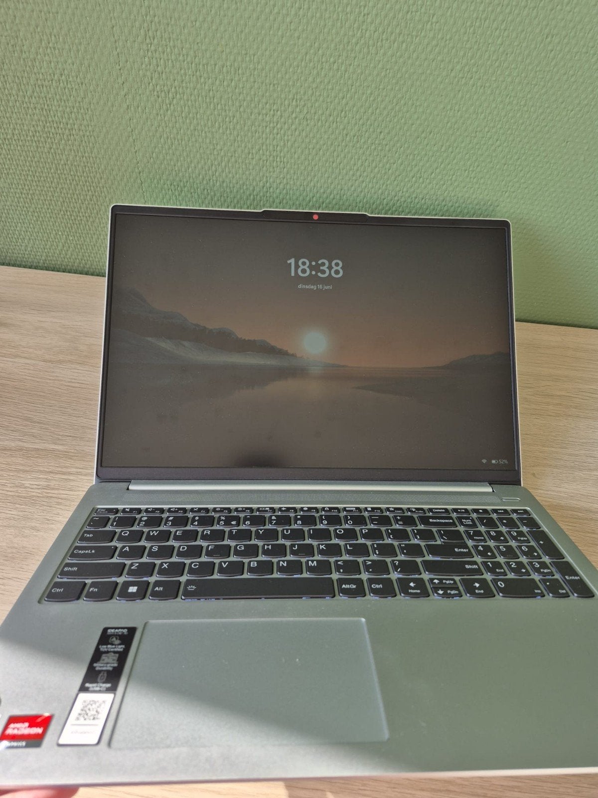 LENOVO IdeaPad Slim 5 16ABR8 - 16 inch - AMD Ryzen 5 - 16 GB, Computers en Software, 2 tot 3 Ghz, Qwerty, Zo goed als nieuw, 16 GB