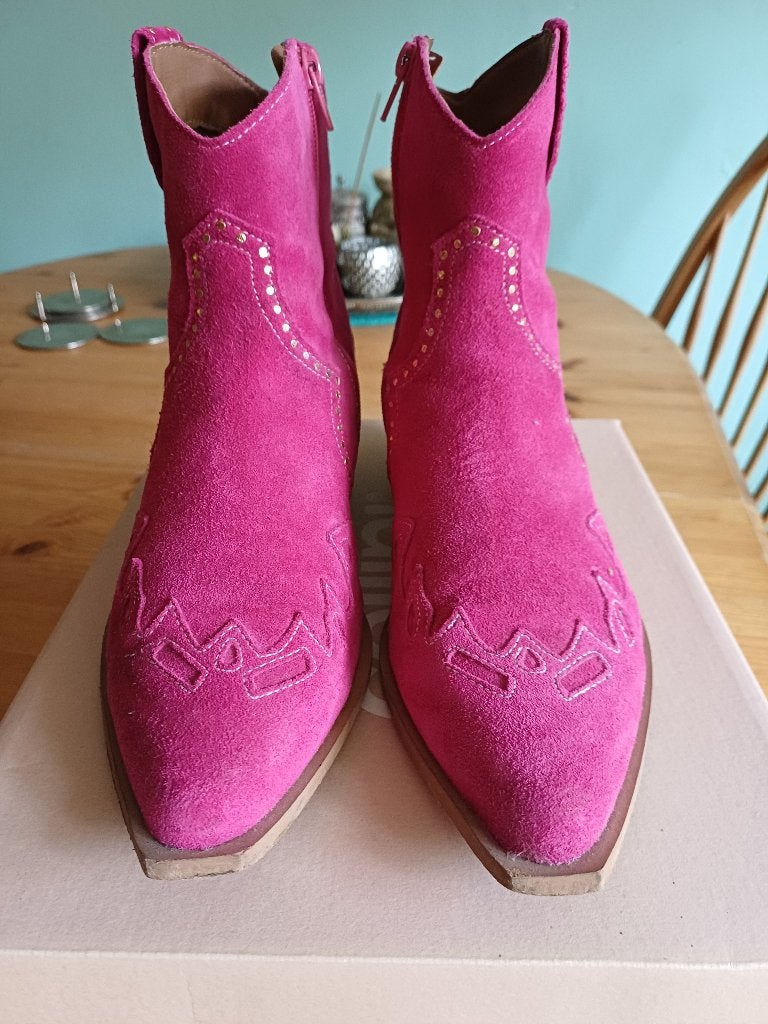 Geweldige western laarzen Cellini echt leer, maat 40, Kleding | Dames, Ophalen of Verzenden, Zo goed als nieuw, Roze, Lage of Enkellaarzen