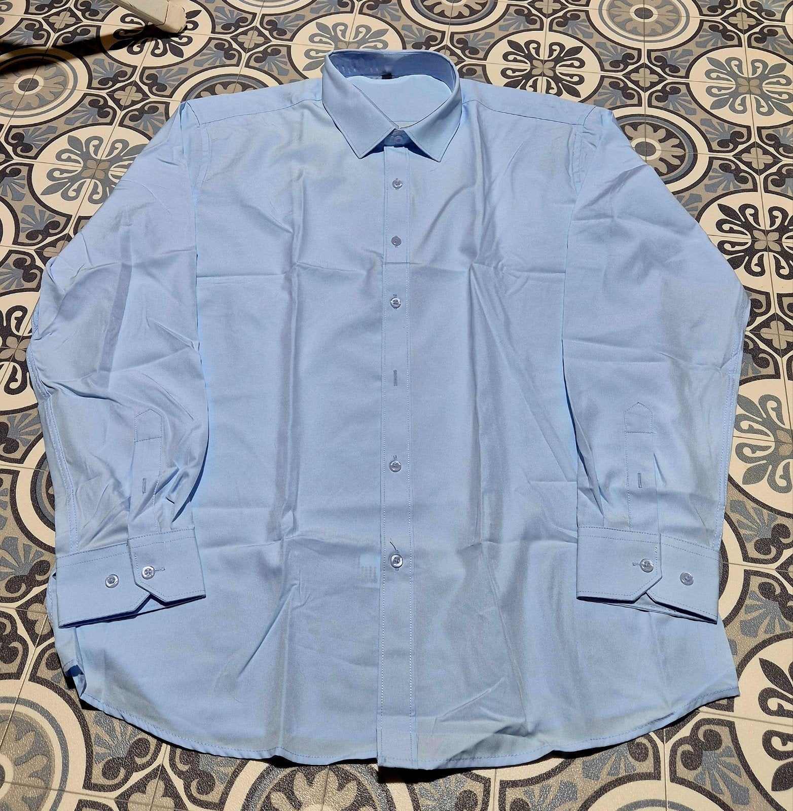 Lichtblauw overhemd maat XL lange mouw. Nieuw, Kleding | Heren, Overhemden, Ophalen of Verzenden, Nieuw, Blauw, Halswijdte 43/44 (XL)