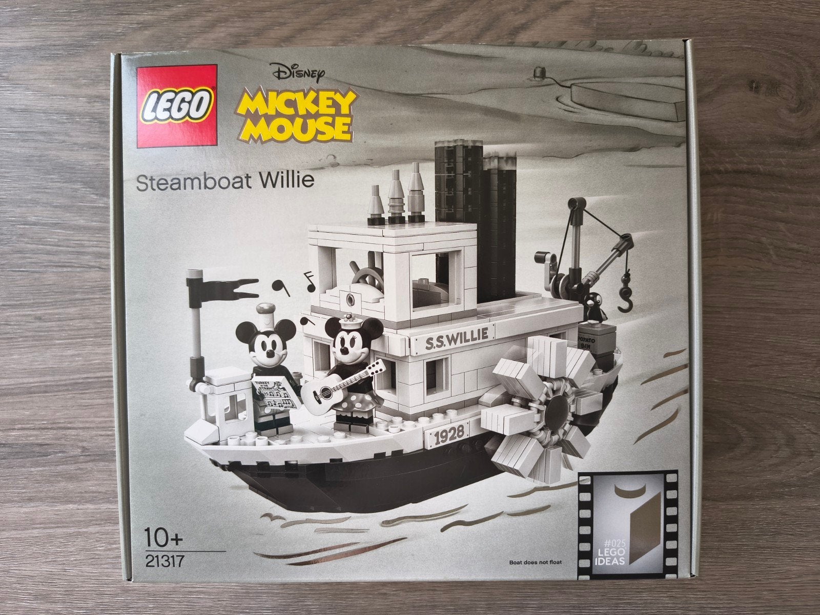 Nieuw LEGO Ideas 21317 Steamboat Willie Mickey Mouse, Lego, Nieuw, Ophalen of Verzenden, Disney