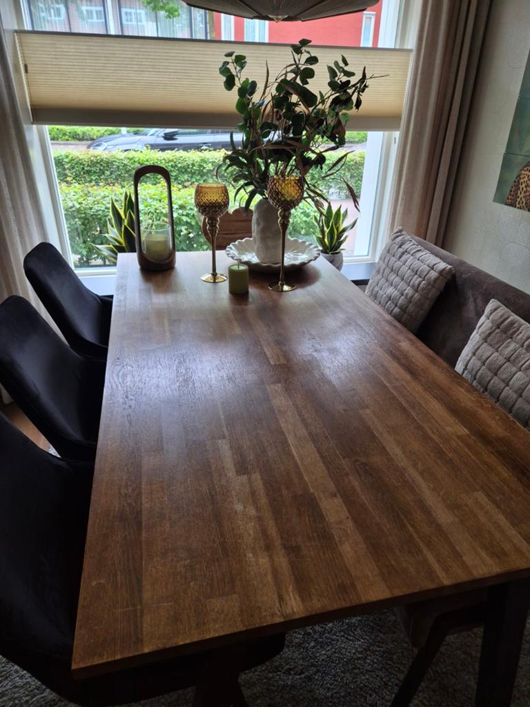 Robuuste Eettafel met Zwart Metalen Poten, Modern, Industrieel, 50 tot 100 cm, Zo goed als nieuw, 150 tot 200 cm