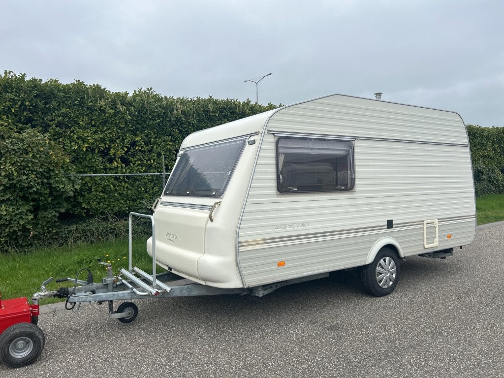 Avento Premier 420 TLH CASSETTE TOILET, VOORTENT, Standaardzit, Schokbreker, Bedrijf, Niet ingevuld