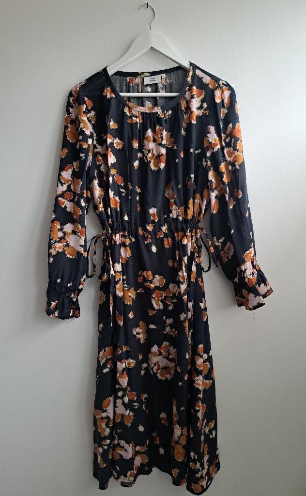 Jurk Noa Noa, € 5,- maat 42, Kleding | Dames, Jurken, Overige kleuren, Noa Noa, Maat 42/44 (L), Ophalen of Verzenden