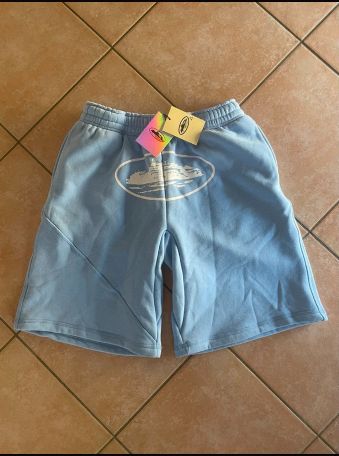 Corteiz Alcatraz Shorts Lichtblauw - Nieuw met labels L/XL, Kleding | Heren, Broeken en Pantalons, Ophalen of Verzenden, Nieuw