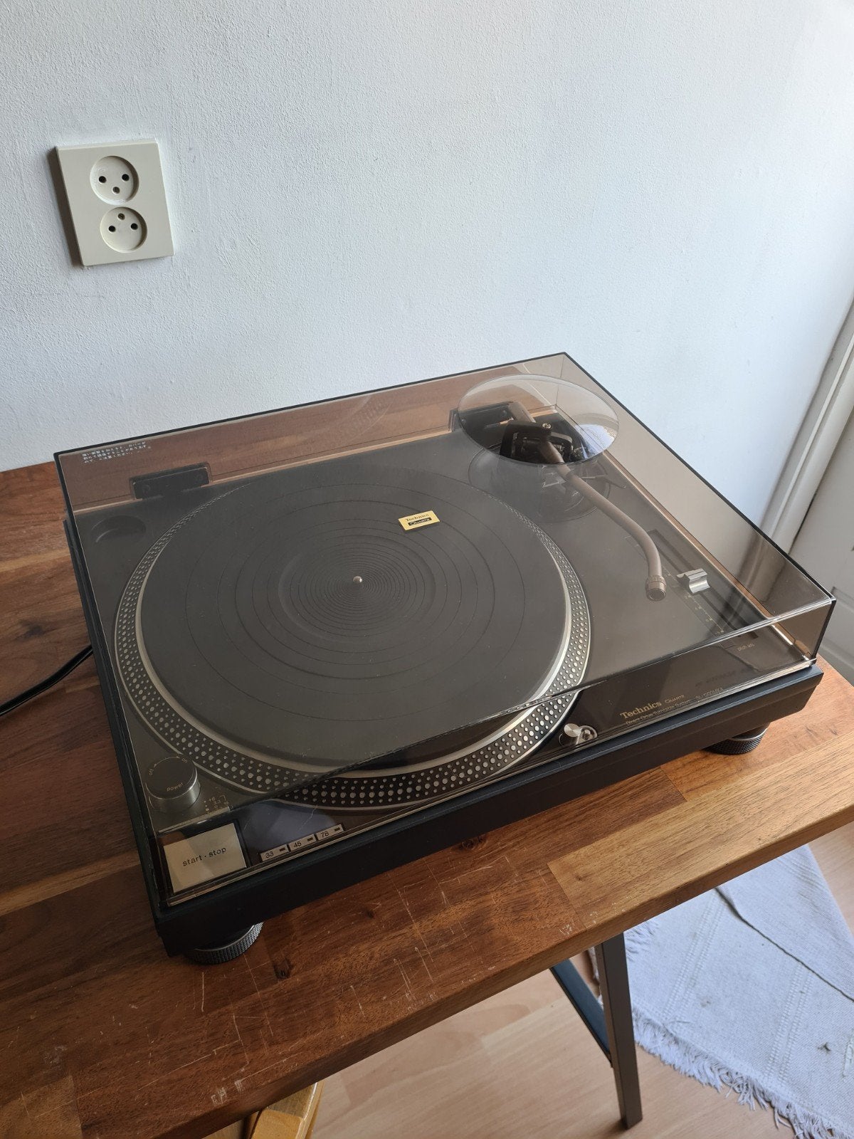 Technics SL1200 MK4 met originele doos etc., Pitch-regelaar, Ophalen of Verzenden, Zo goed als nieuw, Platenspeler