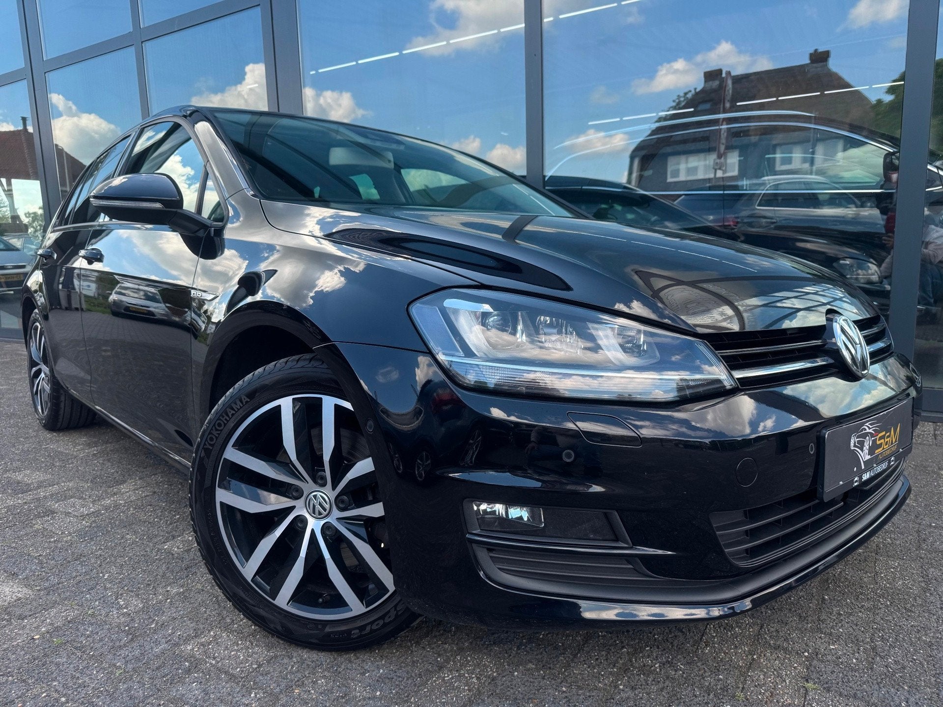 Volkswagen Golf 1.4 TSI CUP Edition | Pano. | Trekhaak, Gebruikt, 4 cilinders, Zwart, Golf