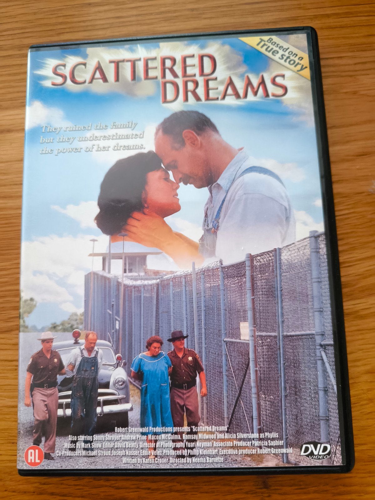 Scattered dreamsl, Vanaf 12 jaar, Ophalen of Verzenden, Zo goed als nieuw