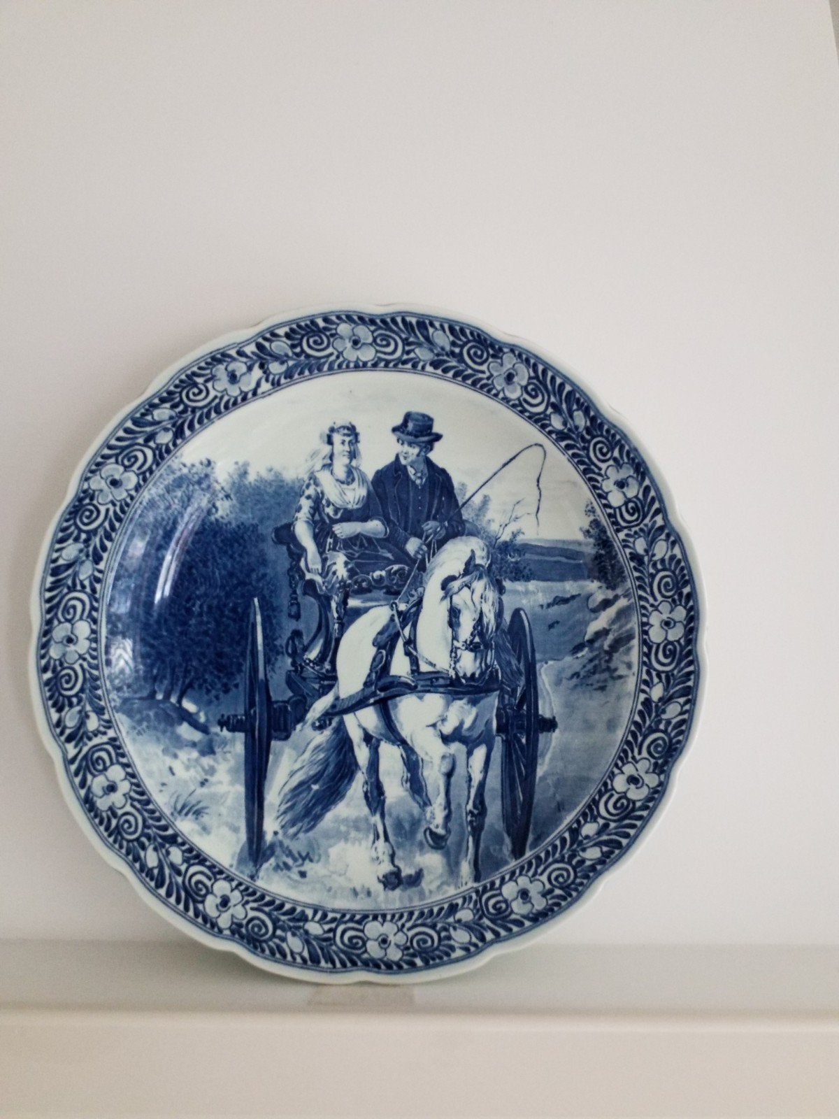 Delfts Blauw wandbord met koets en paard, Ophalen