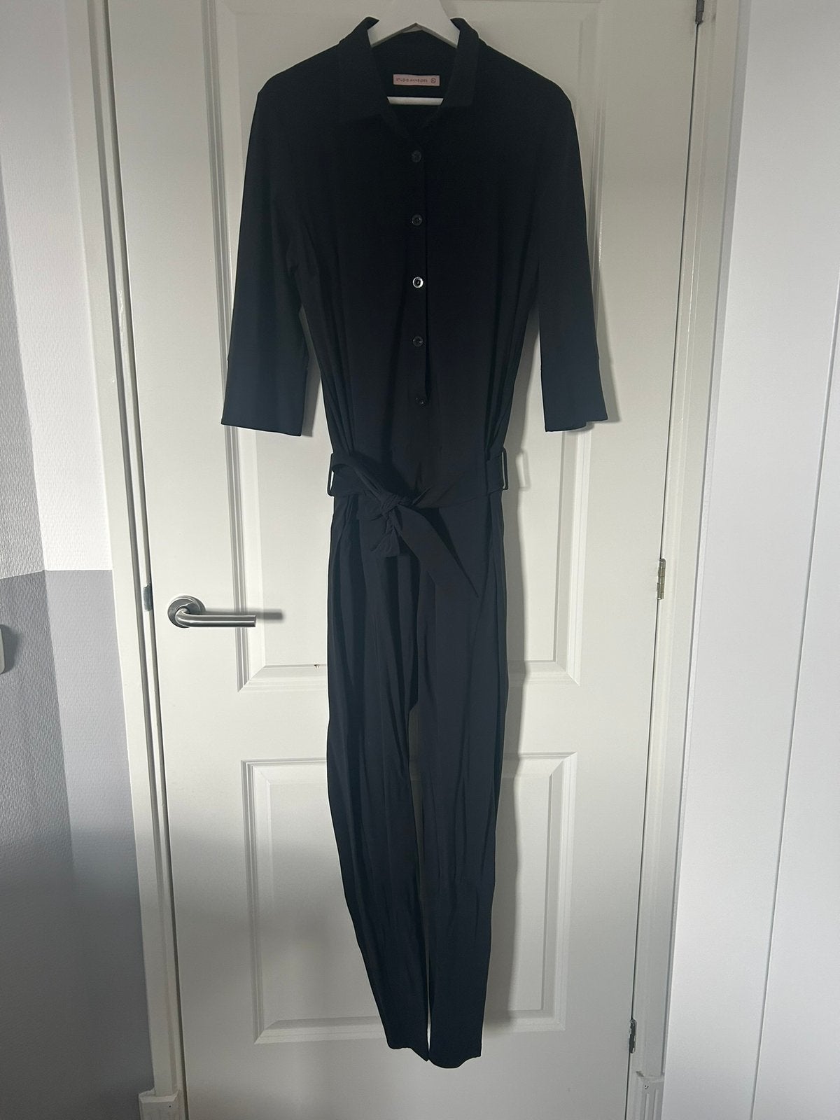 Zeer nette Studio Anneloes jumpsuit, Ophalen of Verzenden, Zo goed als nieuw, Maat 46/48 (XL) of groter, Zwart