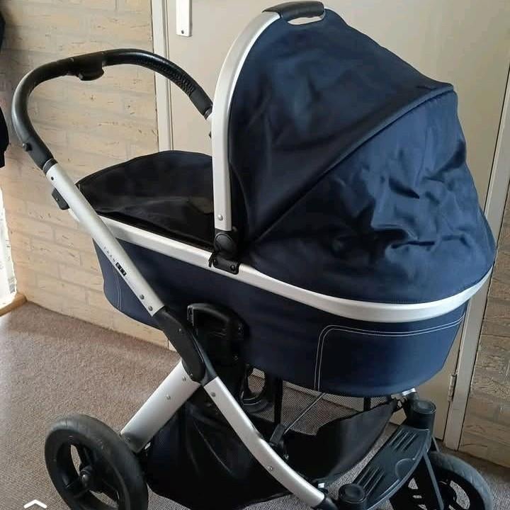 Hele nette kinderwagen, Ophalen, Zo goed als nieuw, Kinderwagen, Mutsy