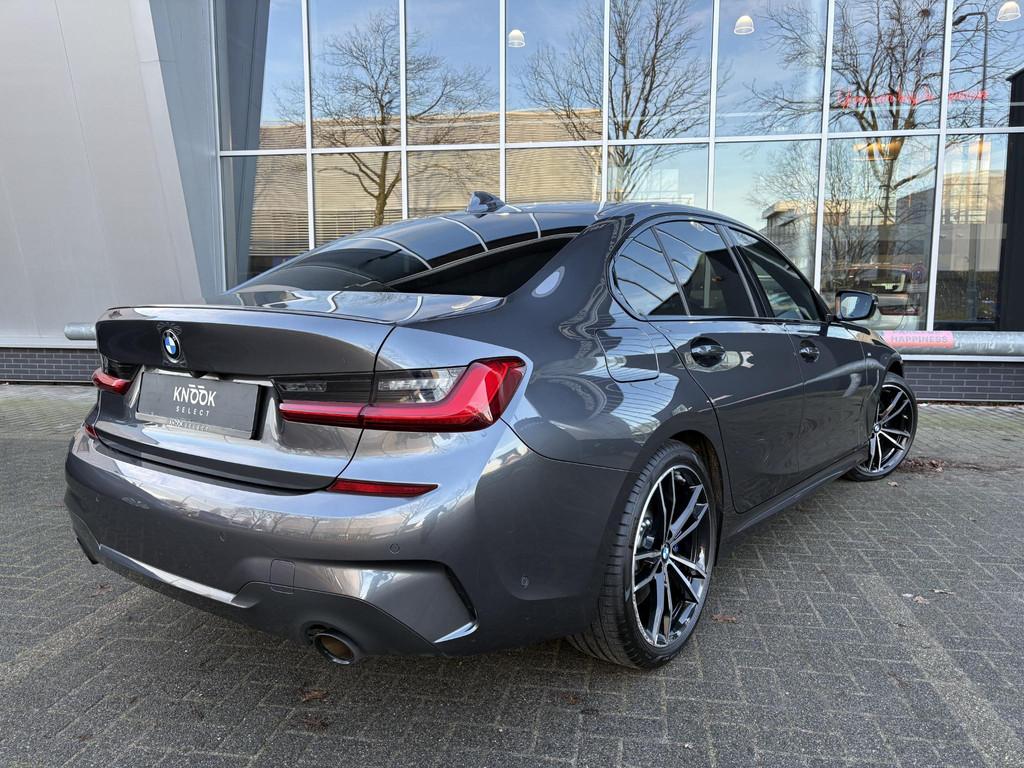BMW 3-serie Sedan 320i High Executive M Sport Pakket Automaa, Automaat, 1998 cc, Achterwielaandrijving, Gebruikt