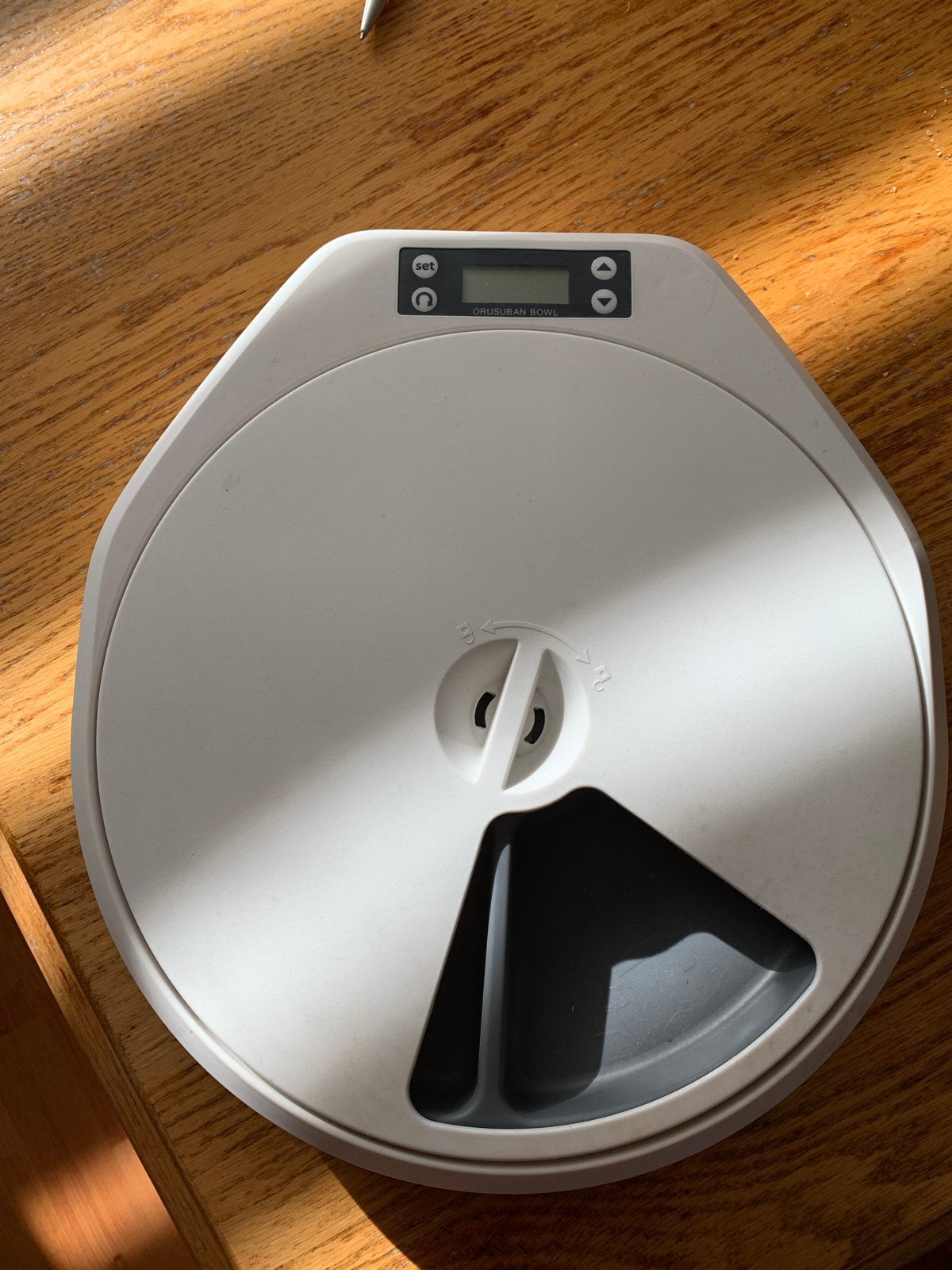 Automatische voorbak op batterijen, voor katten., Ophalen, Zo goed als nieuw