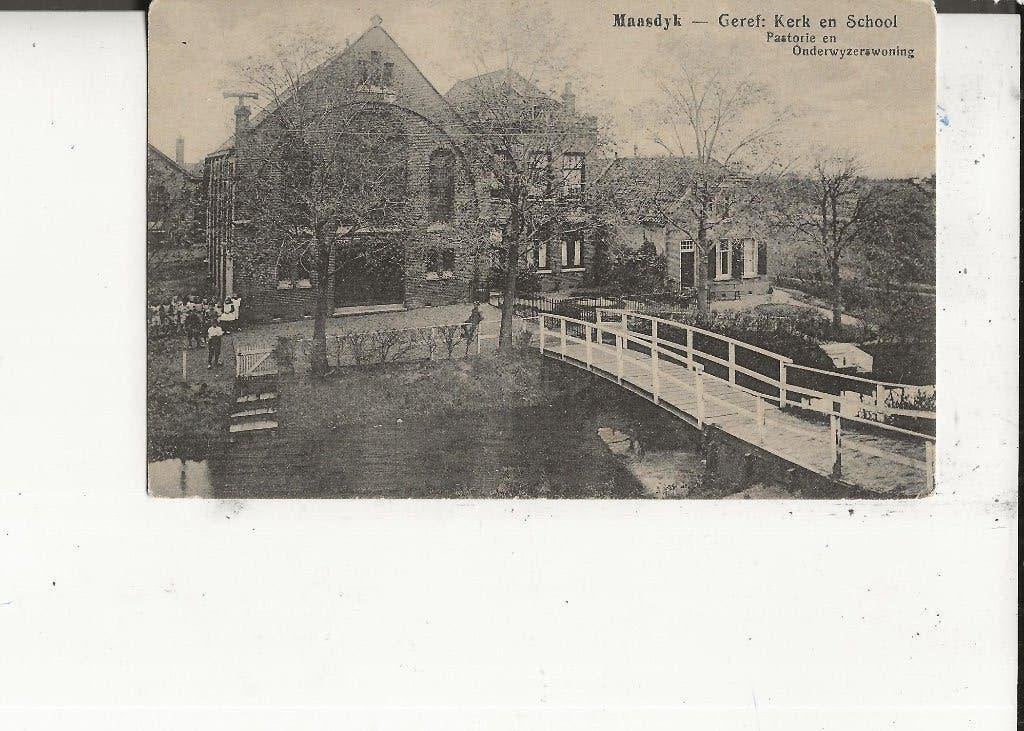 Maasdijk Ger.Kerk en School, Pastorie en Onderwijzerswoning, Ophalen of Verzenden, Voor 1920, Ongelopen, Zuid-Holland