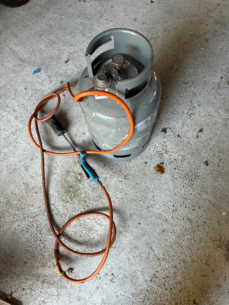 brander met gastank voor dakleer of onkruid, Ophalen, Gebruikt