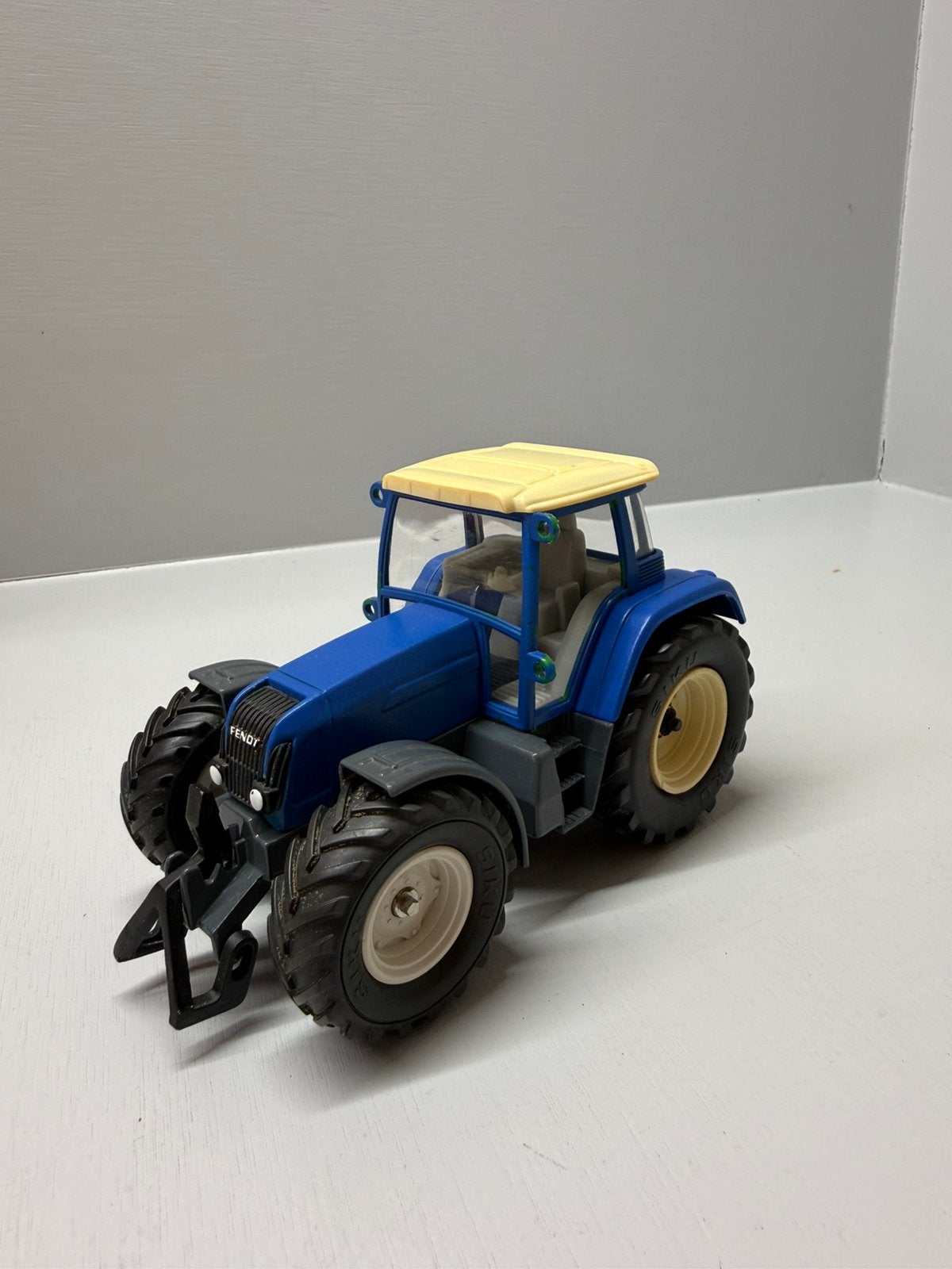 Siku fendt 716 vario blauw, Hobby en Vrije tijd, Modelauto's | 1:32, Ophalen of Verzenden, Gebruikt, Tractor of Landbouw, SIKU