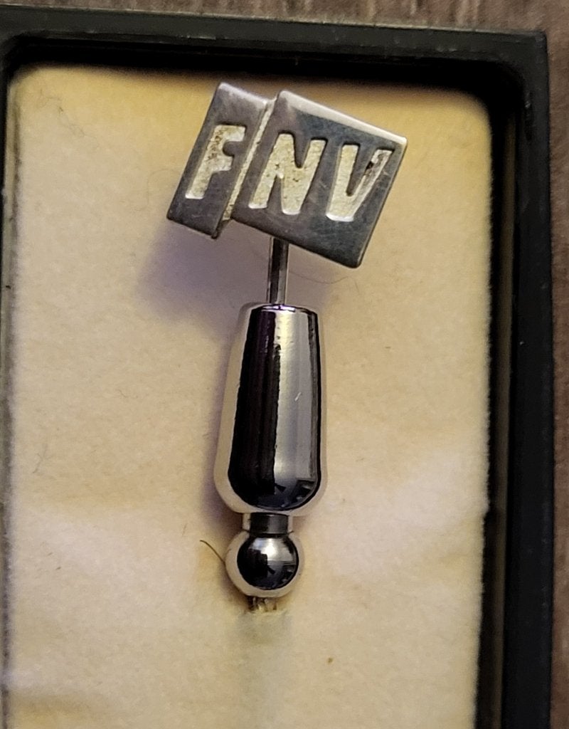 Zilveren jubileumspeldje van de Nederlandse vakbond, Ophalen, Zo goed als nieuw, Overige onderwerpen, Speldje of Pin