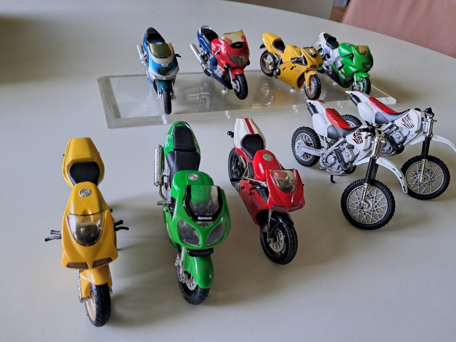 Model motoren set Kawasaki Honda Ducati, Ophalen of Verzenden, Zo goed als nieuw, Motor, Overige merken