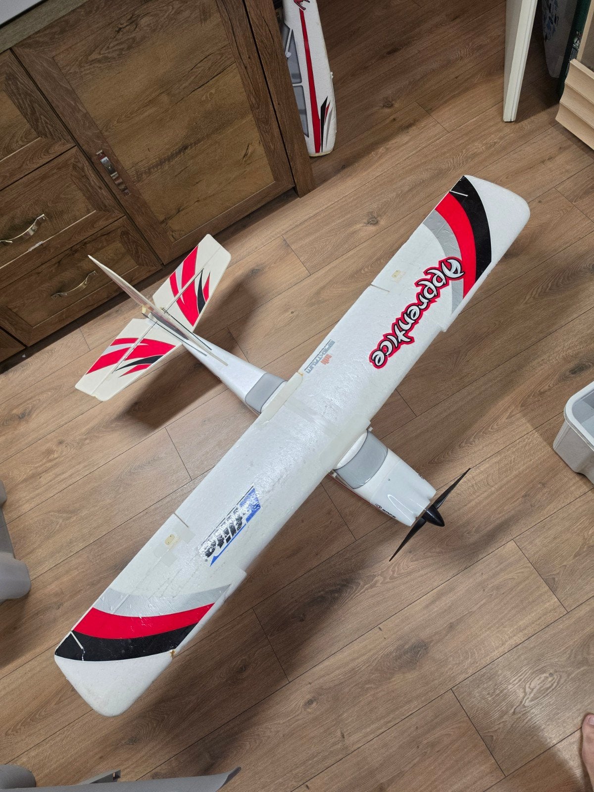 E-flite Apprentice RC Vliegtuig - Ideaal voor beginners, Ophalen, Gebruikt, Elektro, RTF (Ready to Fly)