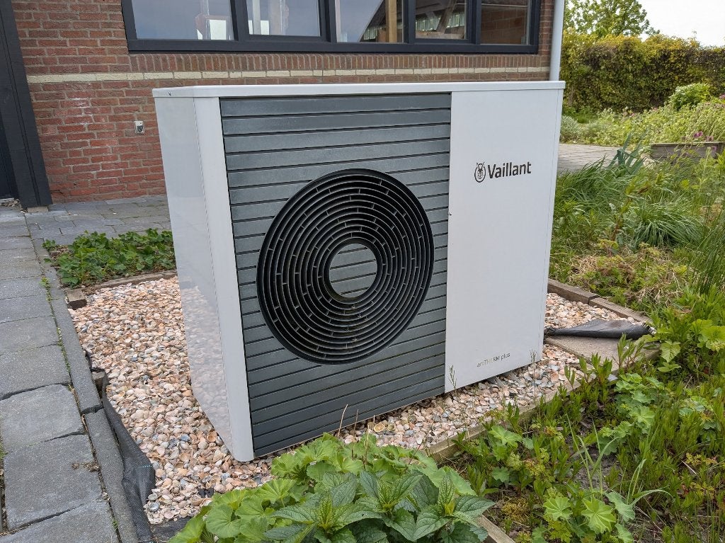 Vaillant (hybride) warmtepomp + cv ketel, aroTherm VWL 75/6, Ophalen, 30 tot 80 cm, Gebruikt, Hoog rendement (Hr)