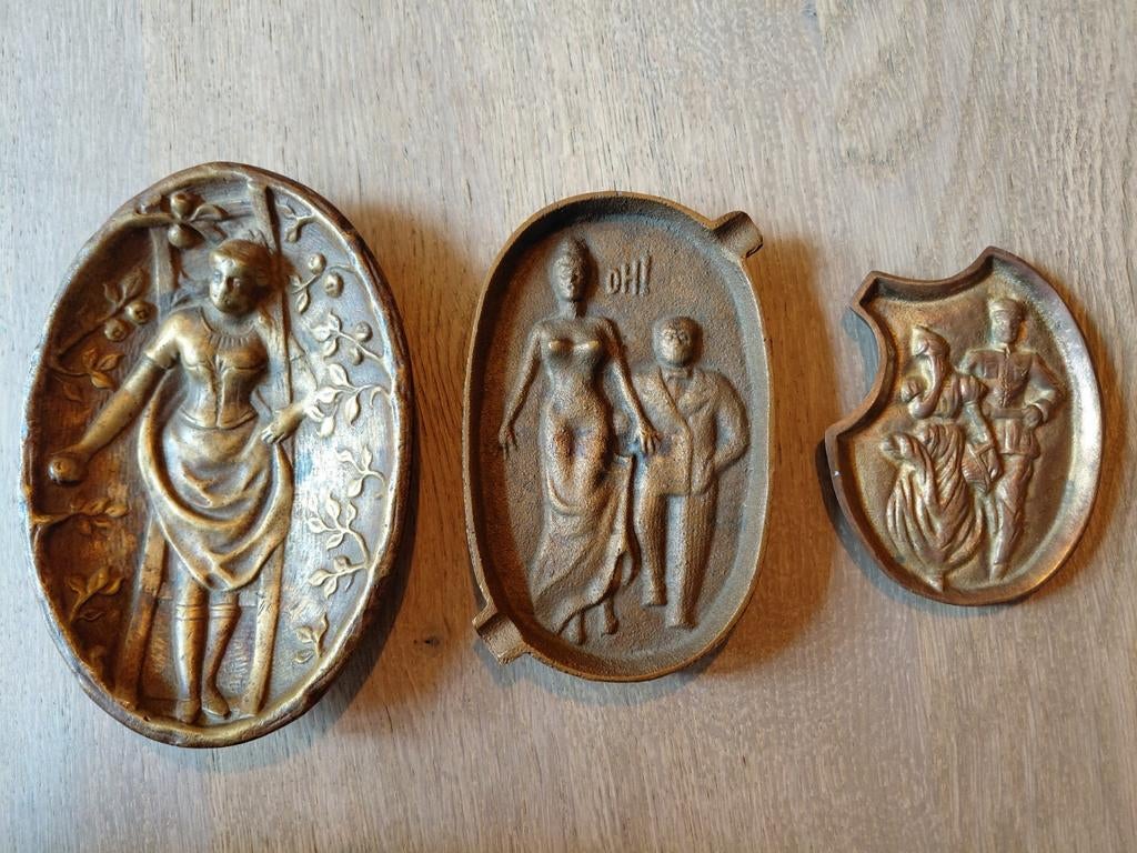 3 koperen asbakjes. vintage, erotica., Ophalen of Verzenden