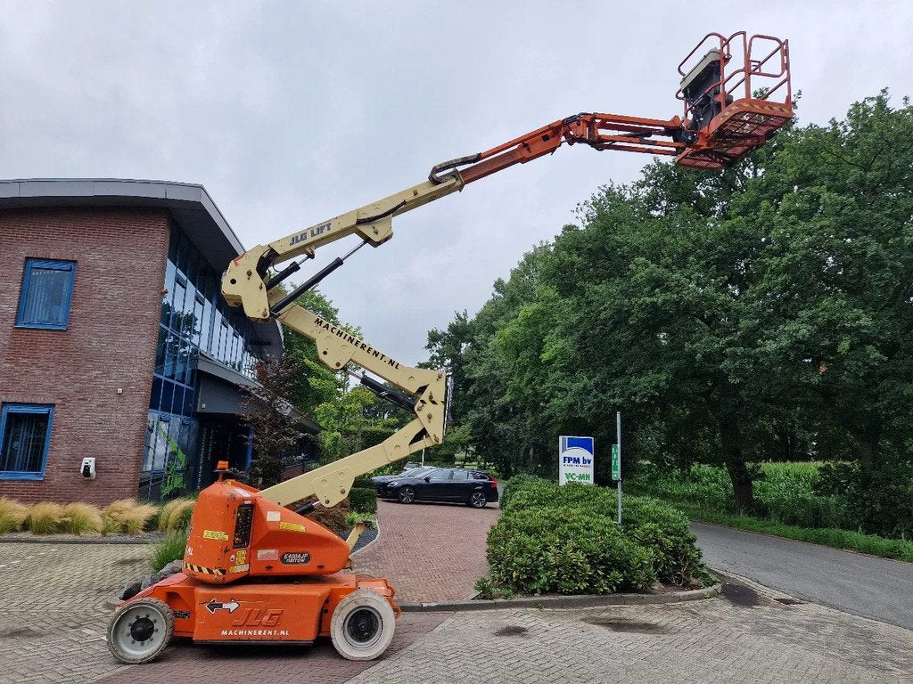 JLG E400AJPN (bj 2008)