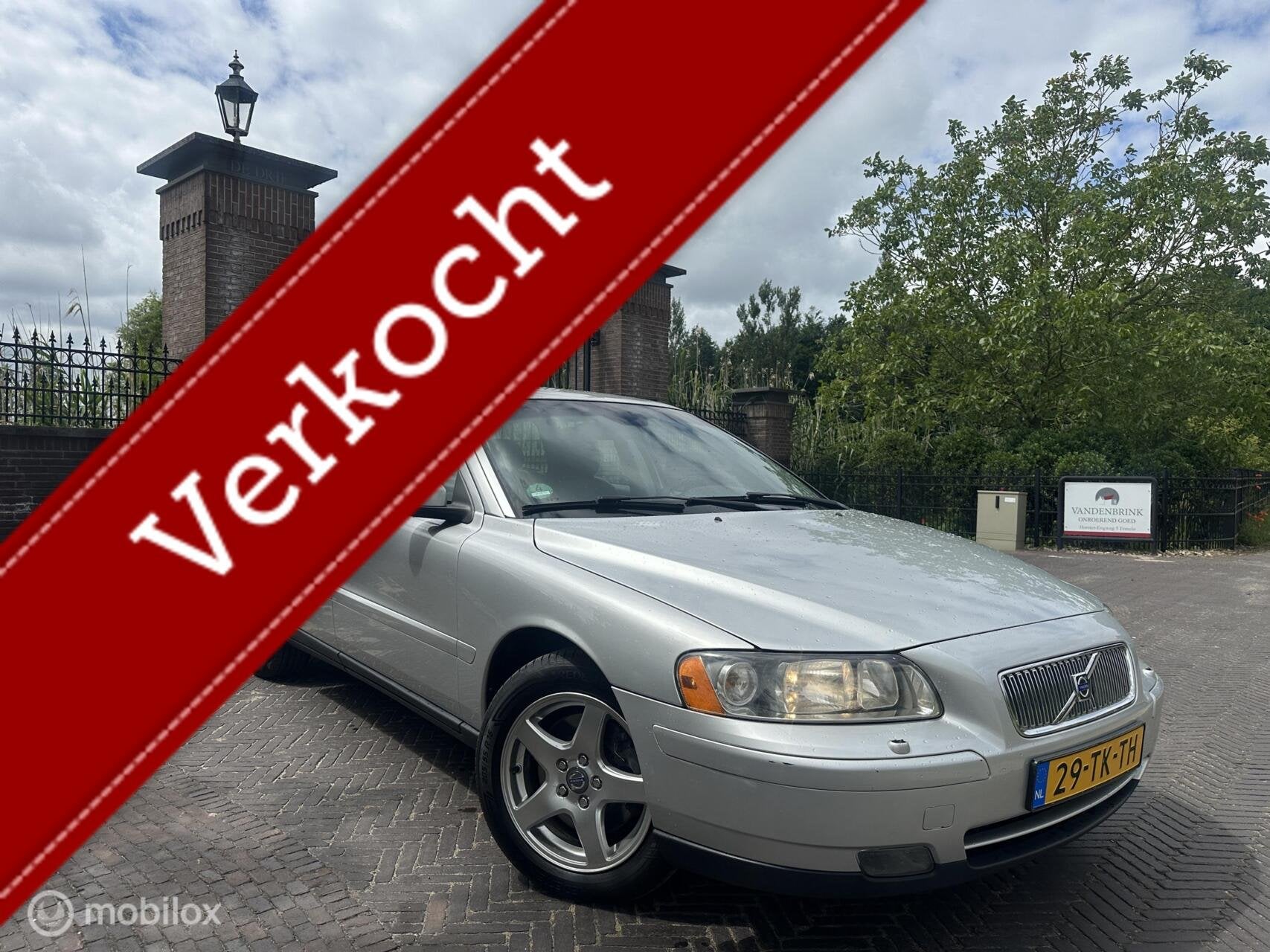 Volvo V70 2.0T4 Edition Classic NAP Trekhaak Airco Leer✅, Auto's, Voorwielaandrijving, Zwart, 179 pk, 1501 kg