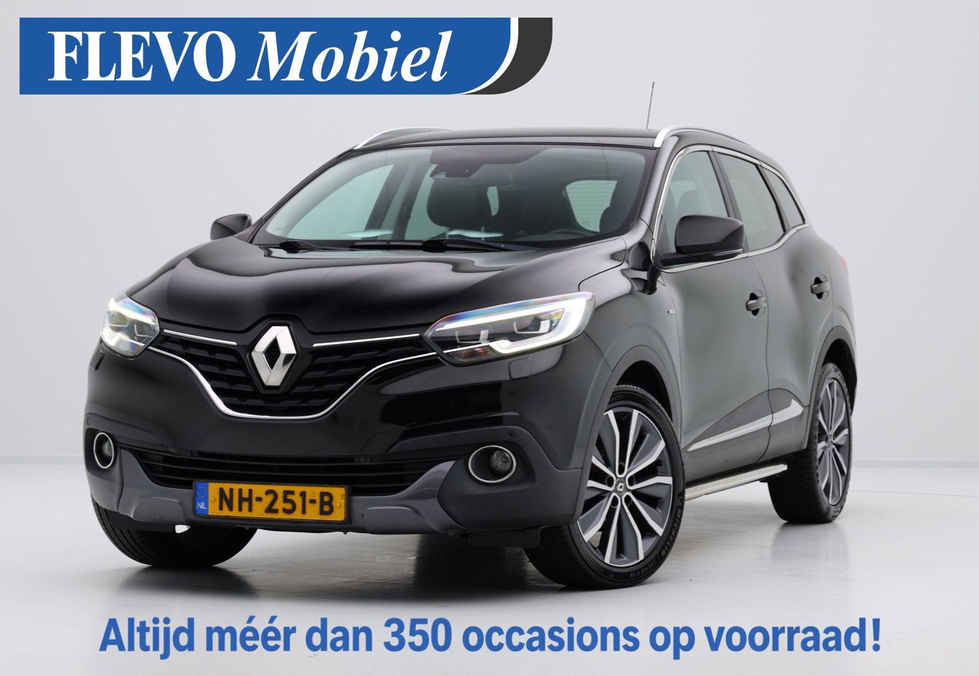 Renault Kadjar 1.2 TCe Bose Clima|Navi|Cruise|PDC|LMV, Auto's, Voorwielaandrijving, Gebruikt, 4 cilinders, Leder en Stof