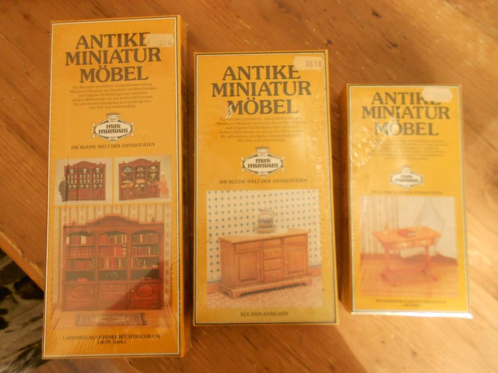 Mini mundus miniatuur poppenhuis meubels 40098 40073 40090, Verzamelen, Ophalen of Verzenden, Zo goed als nieuw, Poppenhuis
