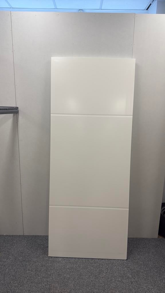 Mp 317 Svedex afgelakte witte opdekdeur Rechts 211,5/83cm, Ophalen, Zo goed als nieuw