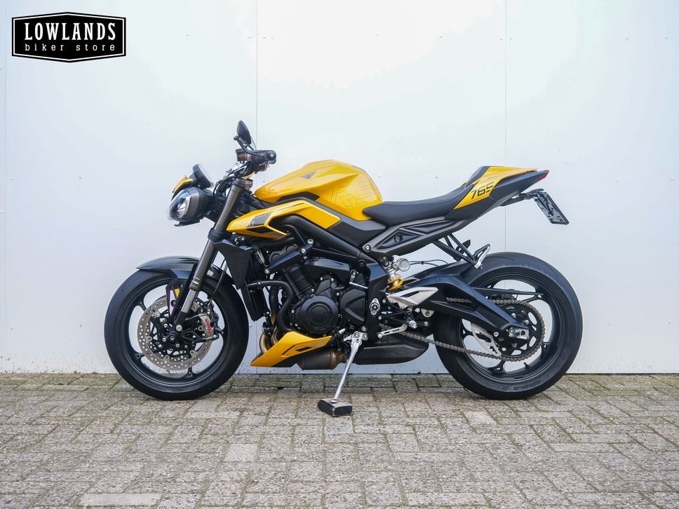 TRIUMPH STREET TRIPLE RS (bj 2025), Motorrijbewijs A, Bedrijf, 765 cc, Meer dan 35 kW
