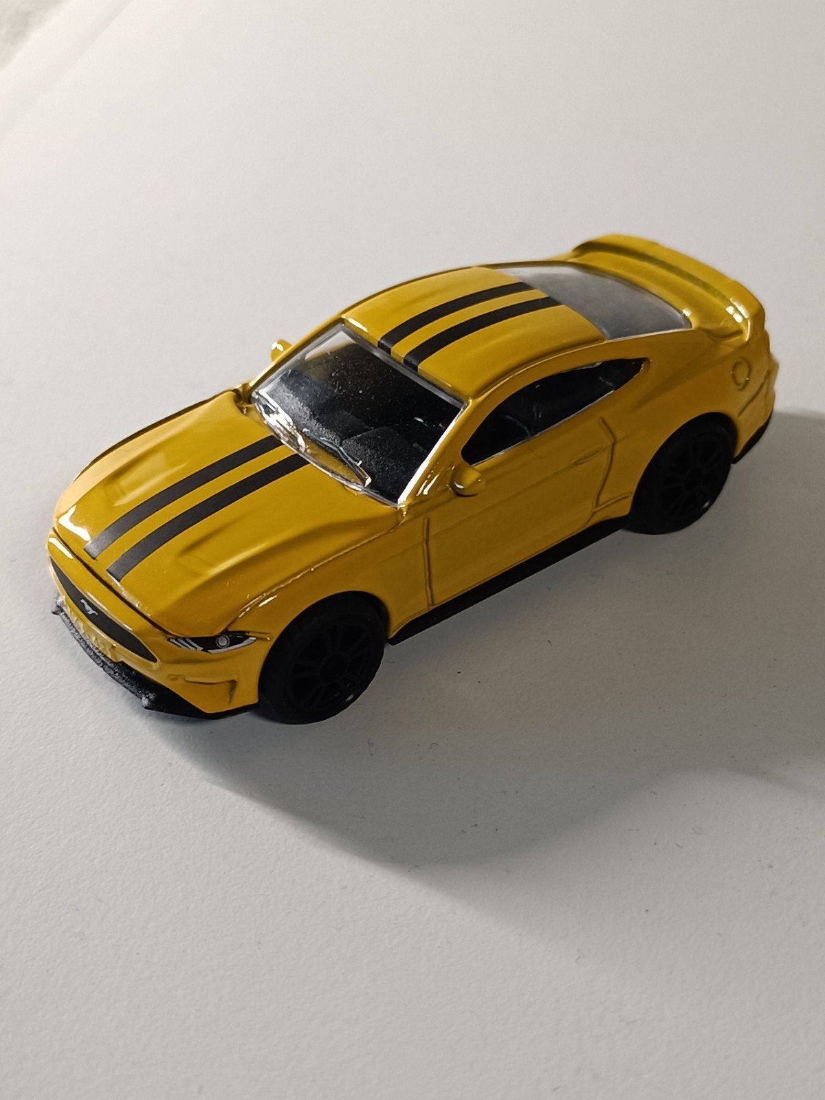 Siku Ford Mustang GT - Geel met Zwarte Strepen, Ophalen of Verzenden, Zo goed als nieuw, Auto
