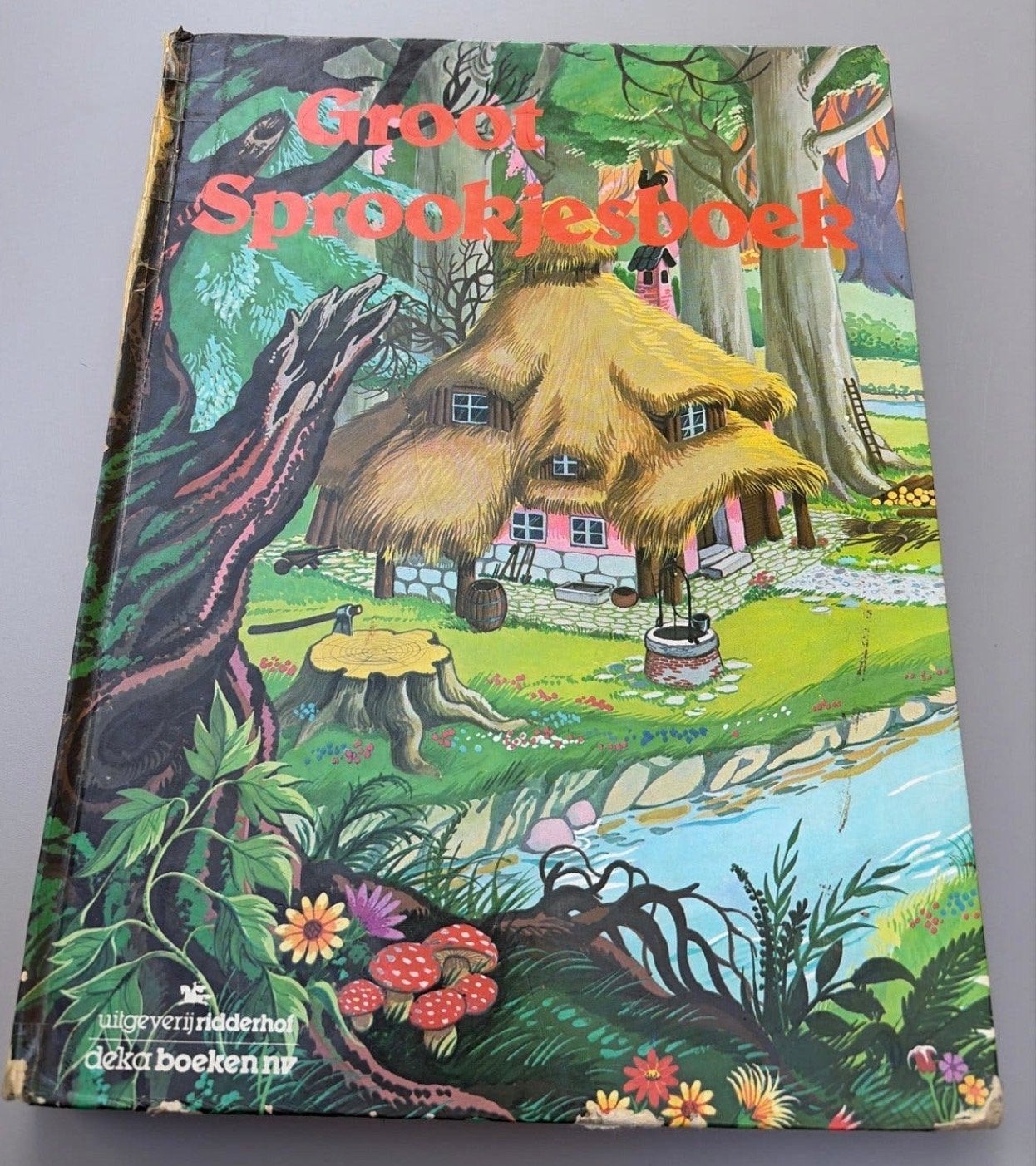 Groot Sprookjesboek - Klassieke Verhalen met Illustraties, Boeken, Ophalen of Verzenden, Gelezen