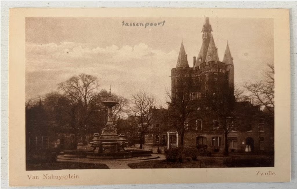 Oude Ansichtkaart - Zwolle - Sassenpoort - Van Nahuysplein, Ophalen of Verzenden, Voor 1920, Ongelopen, Gelderland