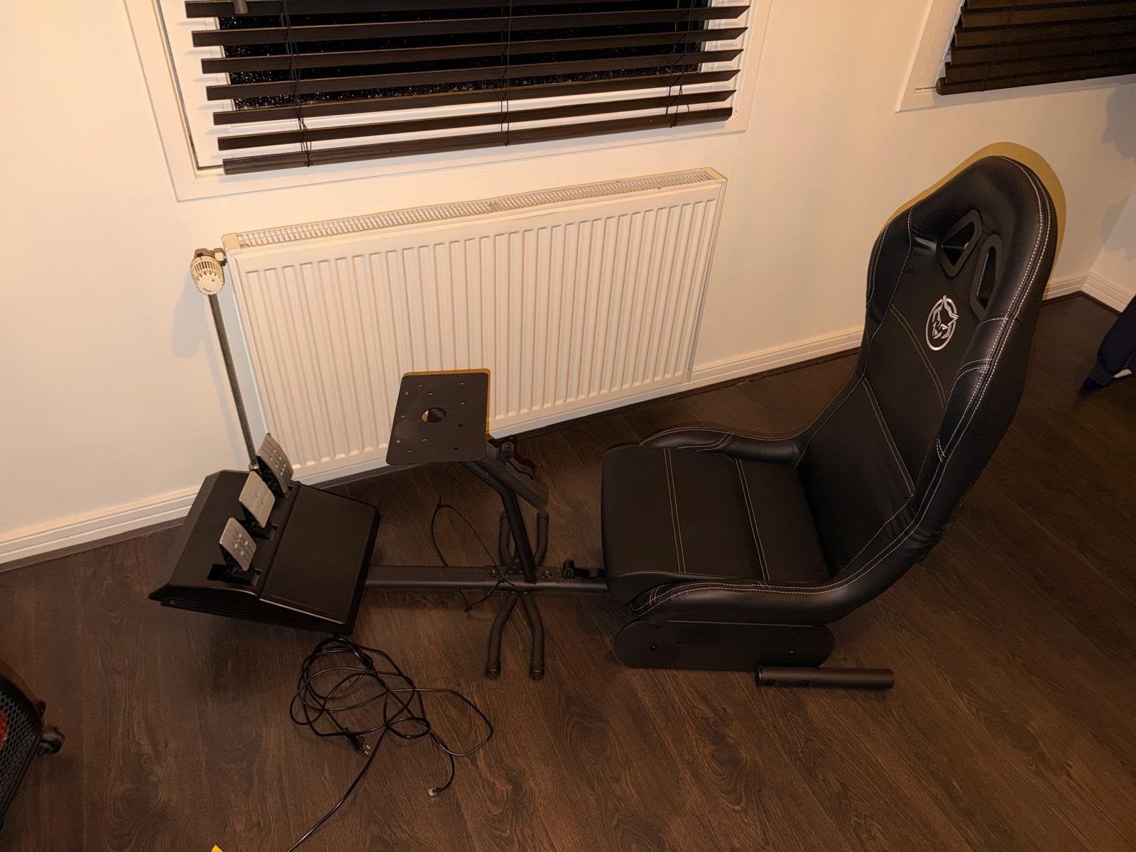 Complete Race Simulator: race, Stuur & Pedalen, Ophalen, Racestoel, Force feedback, Zo goed als nieuw