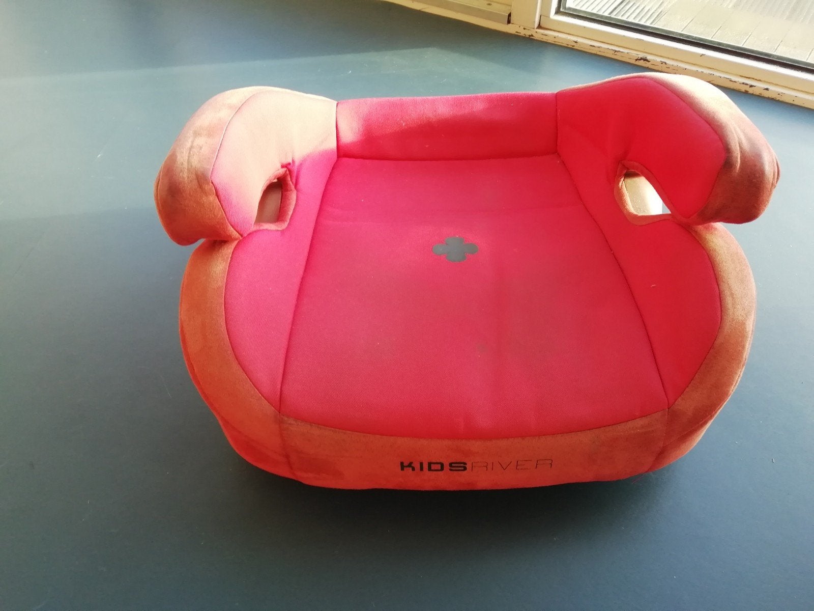 Rode Zitverhoger Kidsriver, 15 t/m 36 kg, Ophalen, Overige merken, Gebruikt
