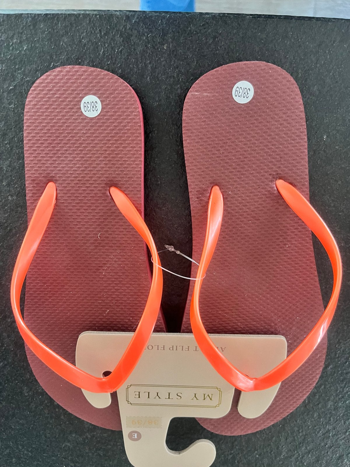 Nieuwe My Style Slippers Maat 38/39 - Koraalrood, Ophalen of Verzenden, Nieuw, Overige kleuren, Slippers