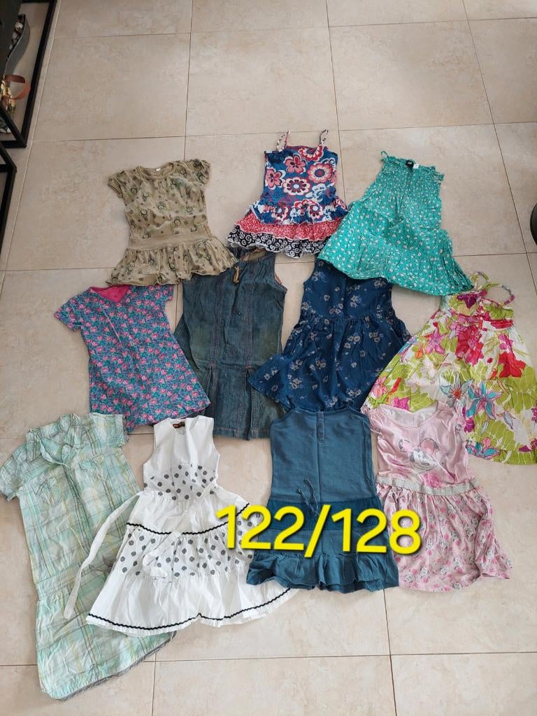 Pakket jurken 122/128 Meest Merk Frendz H&M, Ophalen of Verzenden, Zo goed als nieuw, Jongen of Meisje, Jurk of Rok