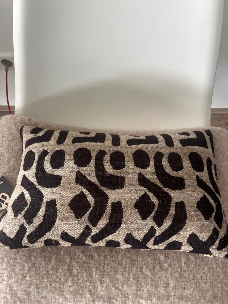 Silk sierkussen HK Living - Nieuw, Huis en Inrichting, Woonaccessoires | Kussens, Ophalen of Verzenden, Nieuw, Beige, Rechthoekig