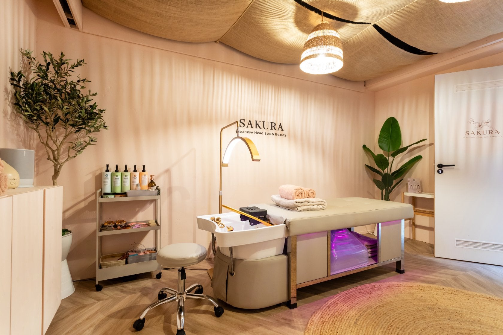 Privé Salon Stoelverhuur Japanese Head Spa, Diensten en Vakmensen, Verhuur | Overig, Locatie of Ruimte