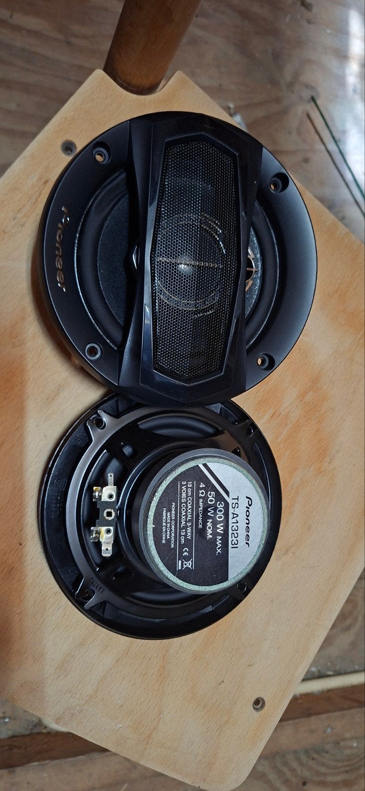 Pioneer TS-A1323I 300watt 13cm, Ophalen, Zo goed als nieuw