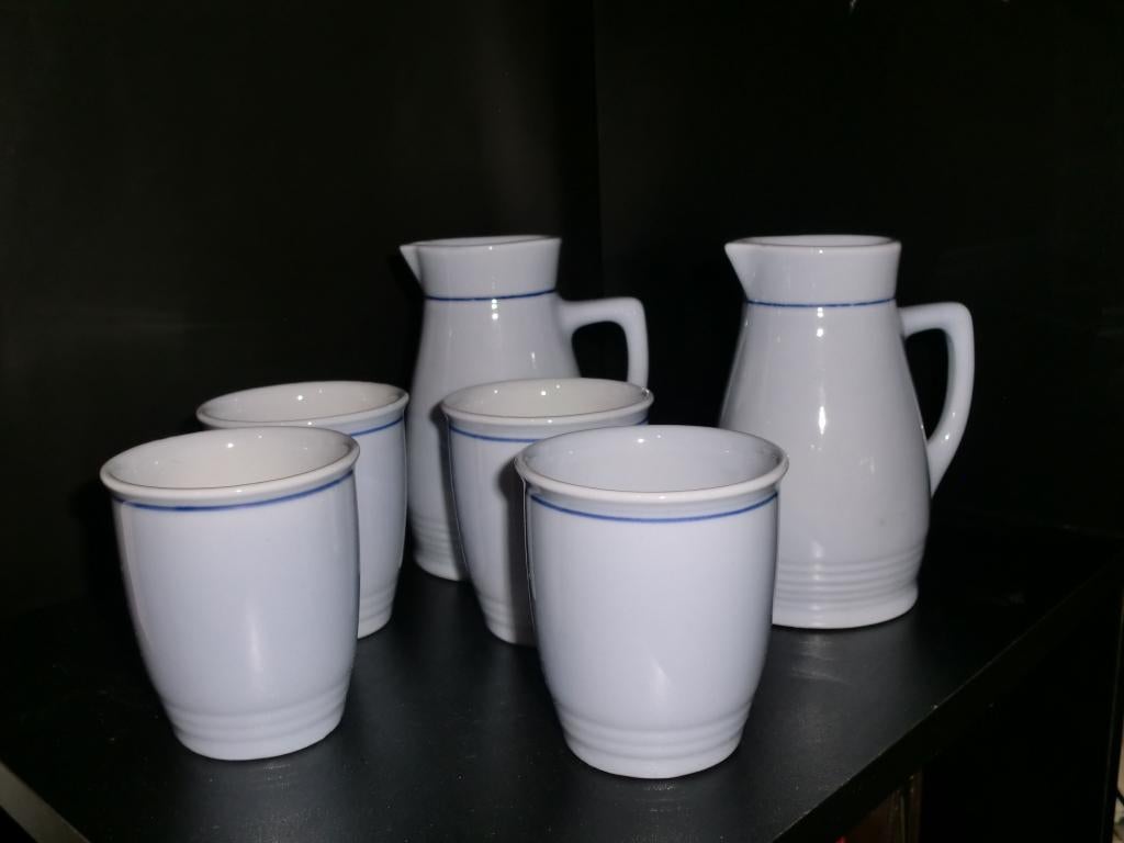 melk servies setje', Ophalen of Verzenden