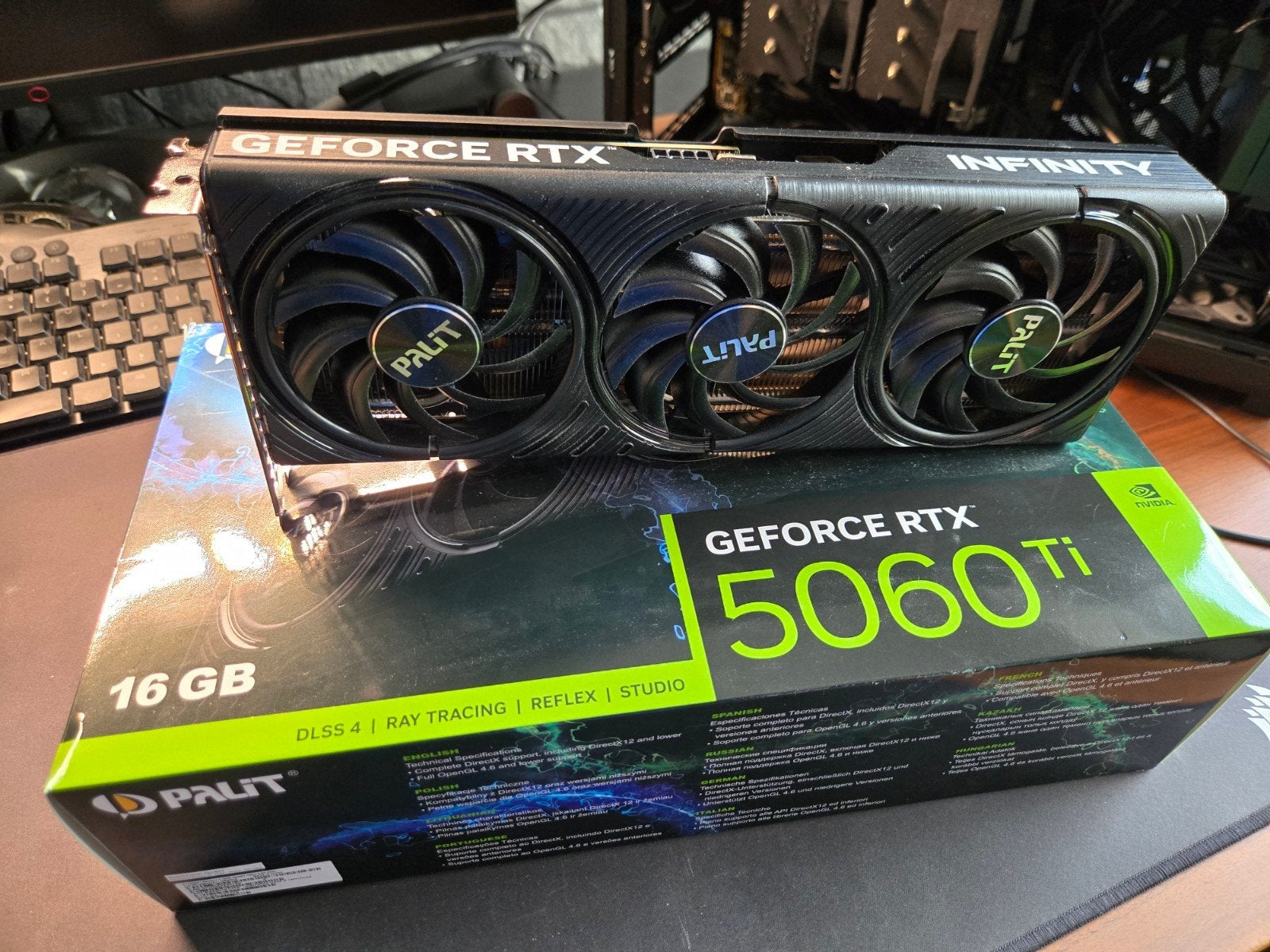 RTX 5060 Ti GPU, PCI-Express 4, Ophalen of Verzenden, Zo goed als nieuw, HDMI