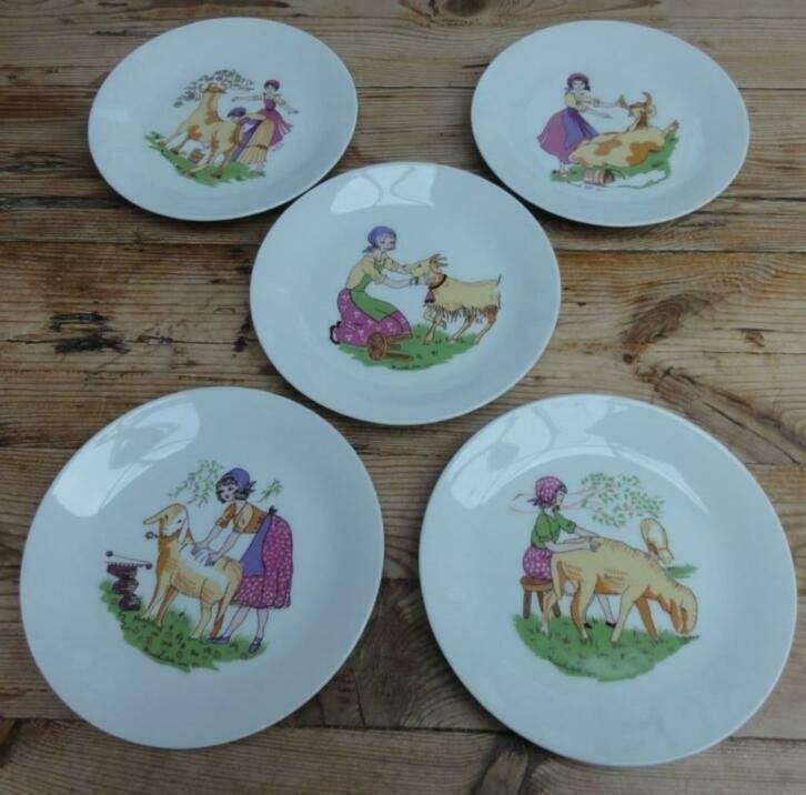 Nog 4 Franse ( kaas) bordjes, 2 x koe, 2 x schaap, Gebruikt, -, -, Ophalen of Verzenden