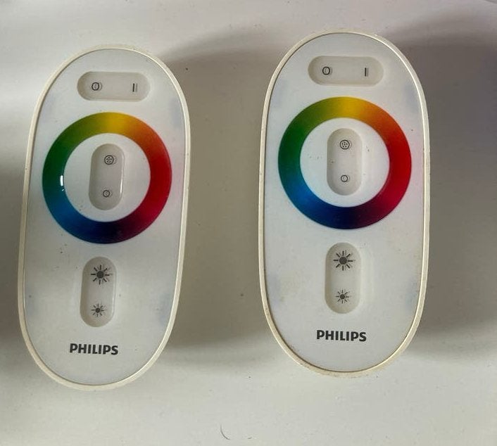 Philips LivingColors afstandsbediening (2 stuks), Ophalen, Wit, Gebruikt, Met afstandsbediening
