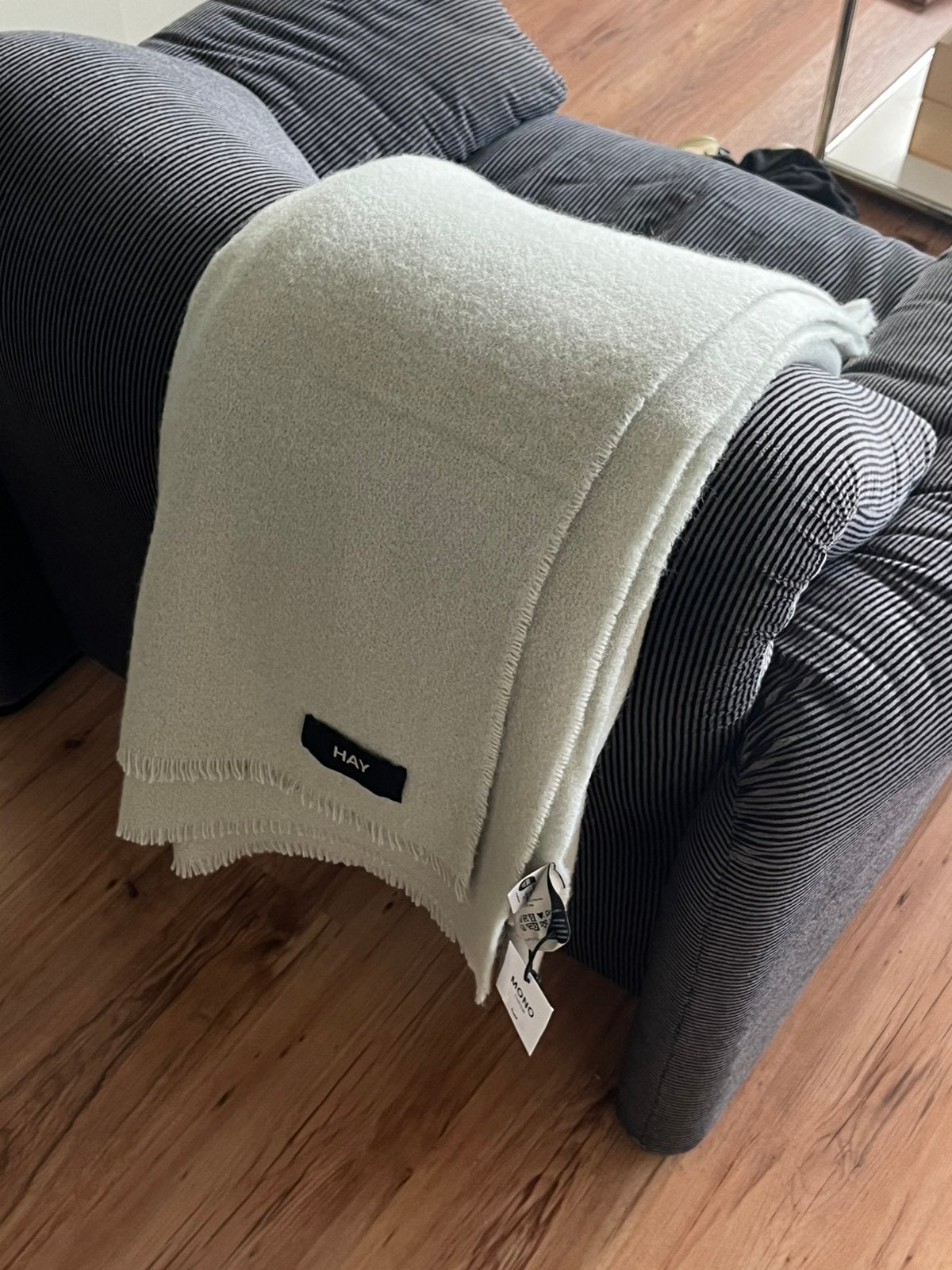 Nieuw HAY plaid deken warm grey mono, Huis en Inrichting, Woonaccessoires | Plaids en Woondekens, 130 cm, Wol, Ophalen of Verzenden