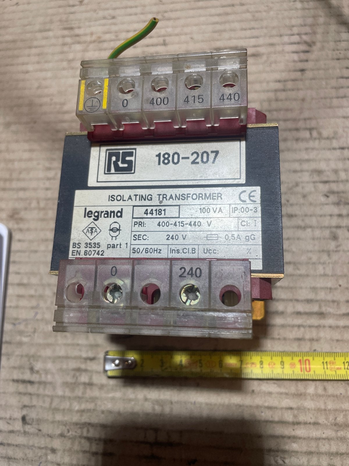 RS Legrand 100VA Scheidingstransformator 400-440V naar 240V, Hobby en Vrije tijd, Ophalen, Zo goed als nieuw