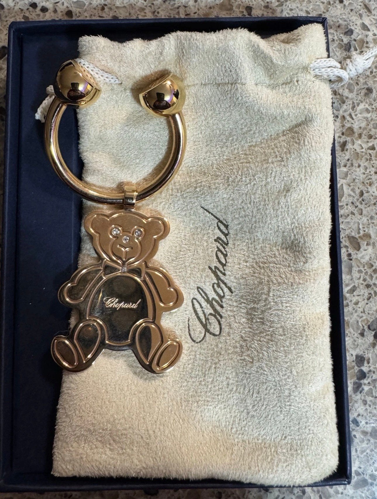 Chopard Teddy Bear Key Holder – Charity Edition – New in Box, Verzenden, Zo goed als nieuw, Overige materialen