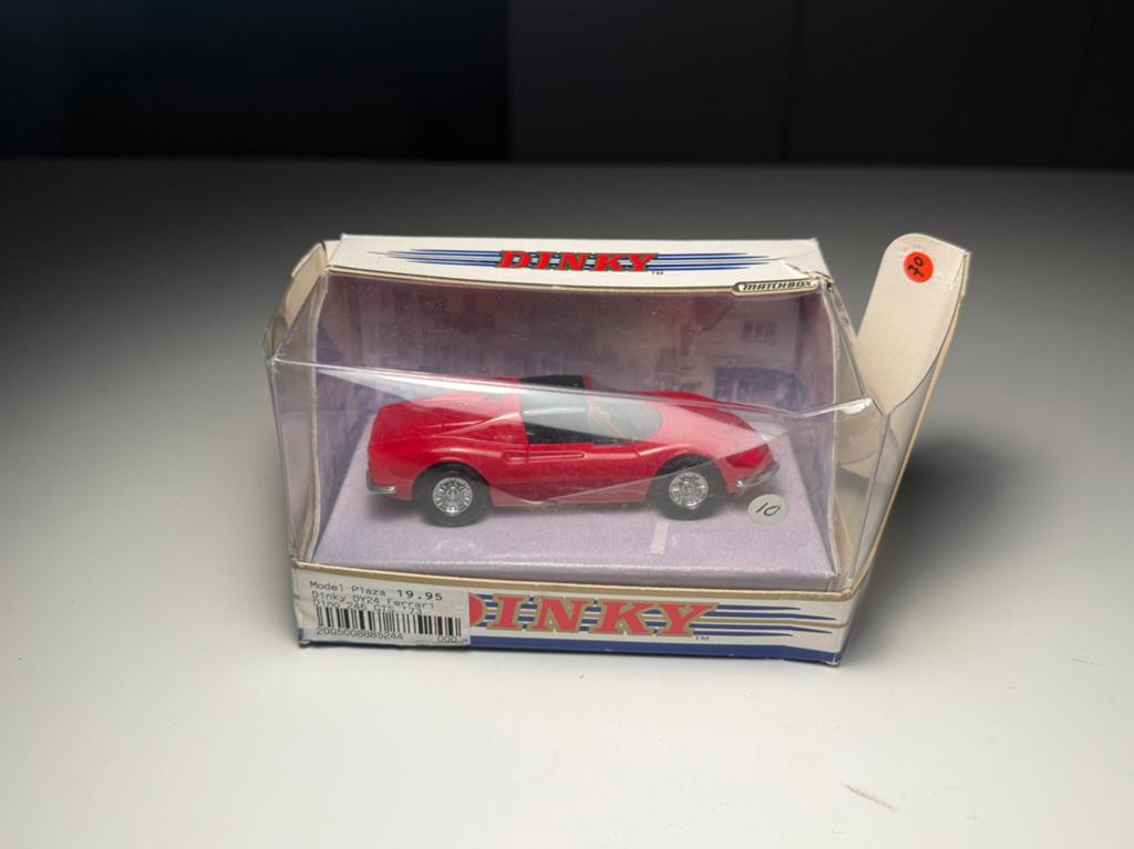 Matchbox Dinky Toys - Ferrari Dino 246 GTS - Schaal 1:43, Verzenden, Zo goed als nieuw, Auto, Dinky Toys