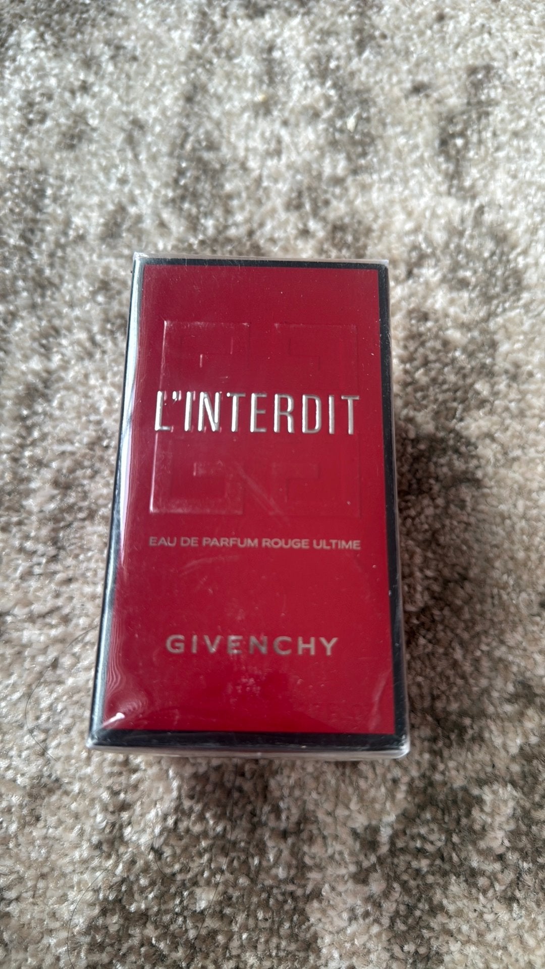 L’interdit rouge parfum givenchy 80 ML, Ophalen of Verzenden, Nieuw